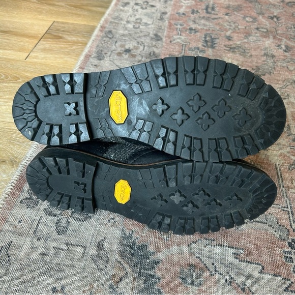 TOMS Men's Black Leather Wingtip Lace Up Brogue Boots with Vibram Soles - Picture 11 of 11